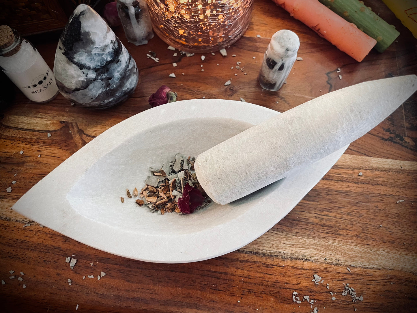 8" Boat Shape White Marble Mortar & Pestle