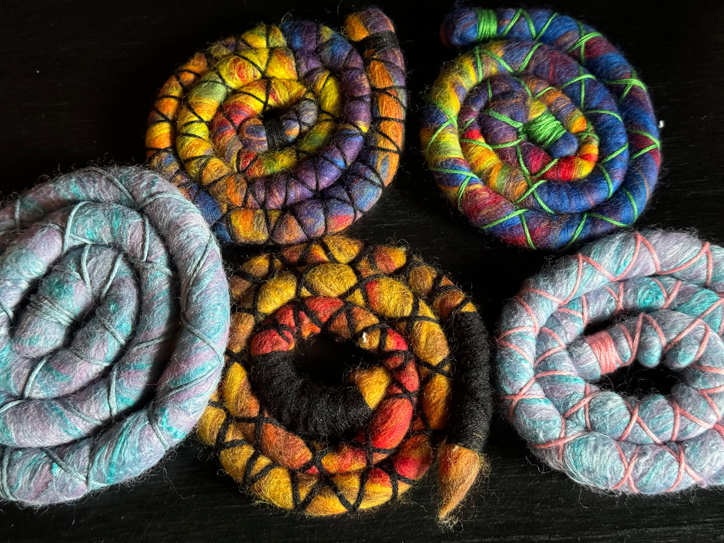 Spiral dread ties