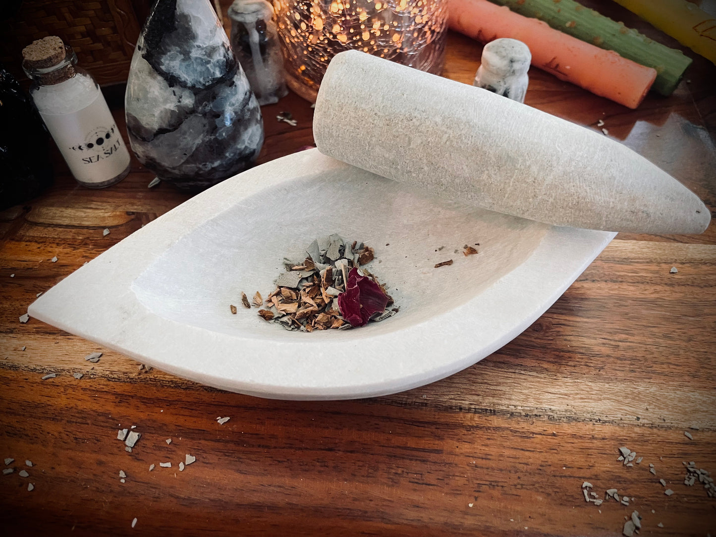 8" Boat Shape White Marble Mortar & Pestle