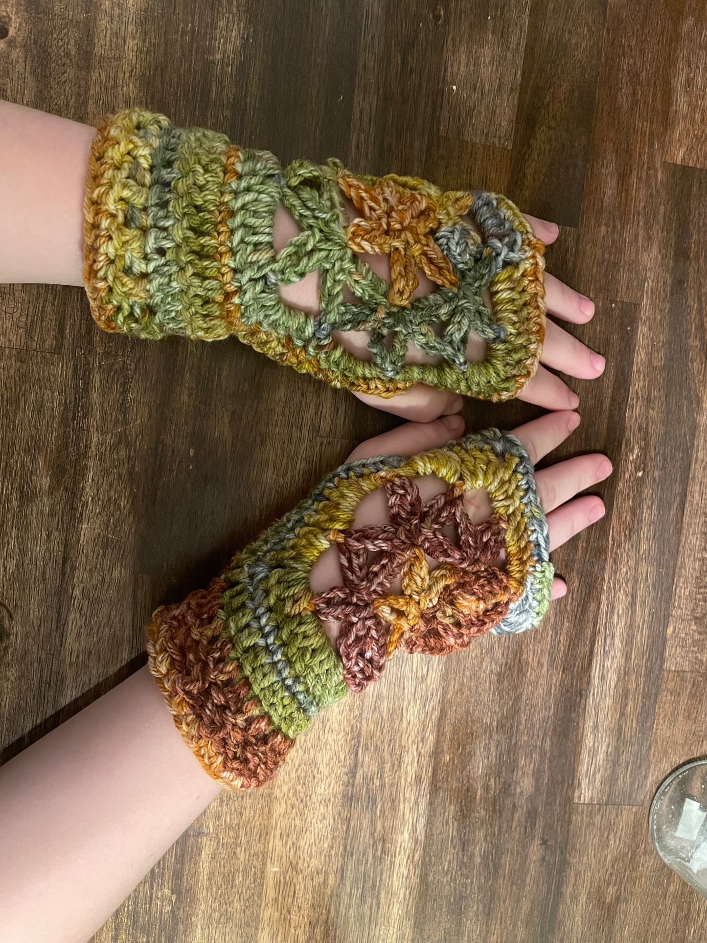 Flower of Life (hippie harvest) Fingerless Gloves